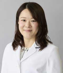 月村　悦子
